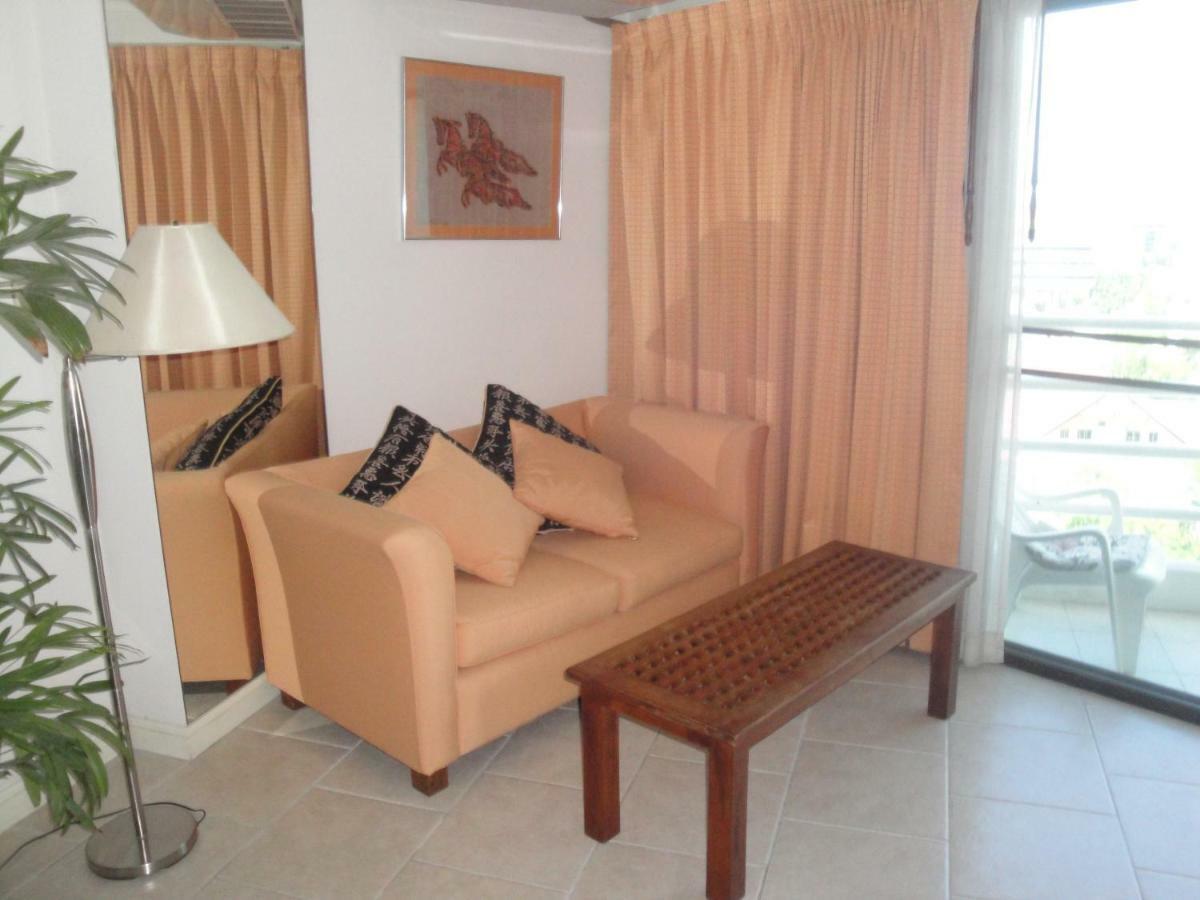 Jomtien View Talay Studio Apartments Praia de Jomtien Exterior foto